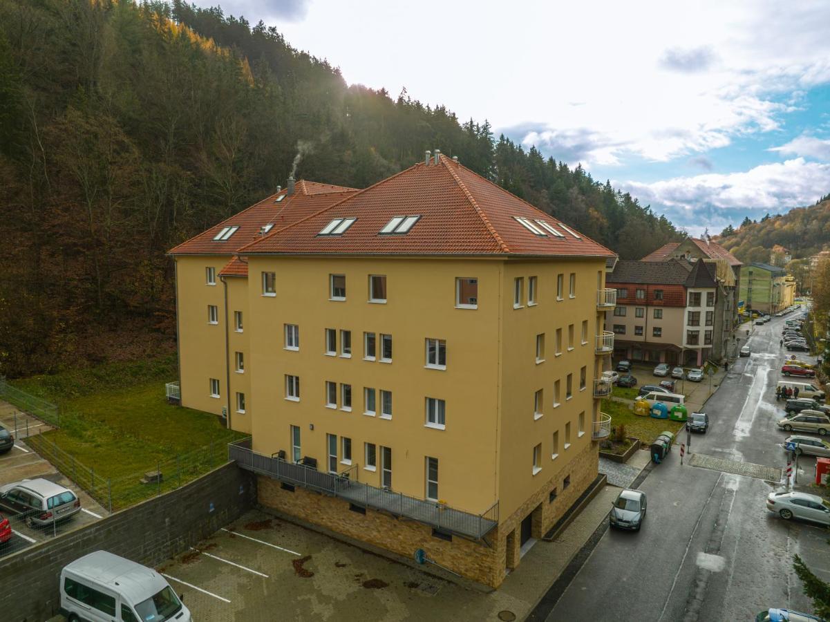 Forest Apartment With Sauna Яхимів Екстер'єр фото
